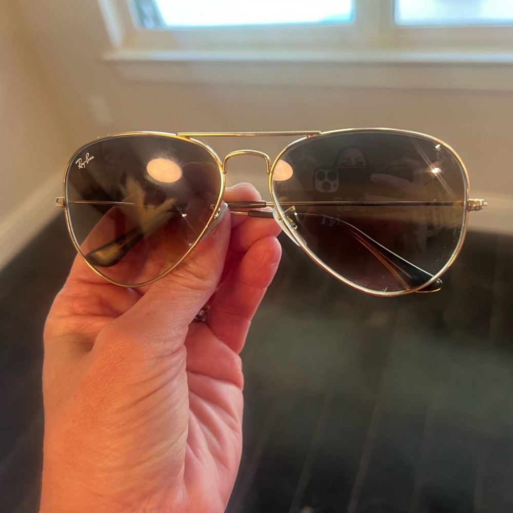 Ray-Ban Gold Aviator Sunglasses